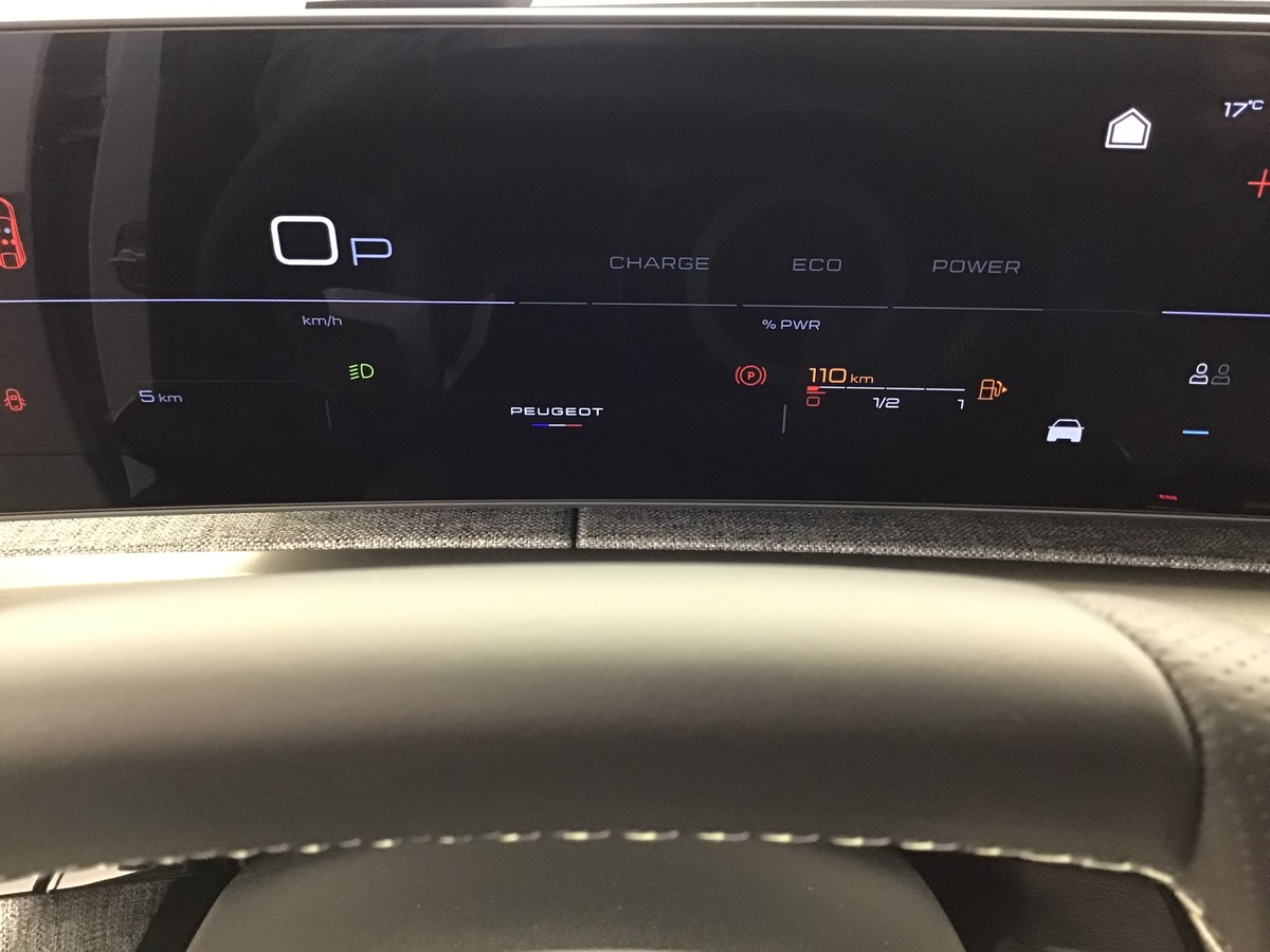 PEUGEOT 3008 PHASE 4 GT 1.2 Hybrid 145ch E-Dsc6 Gt