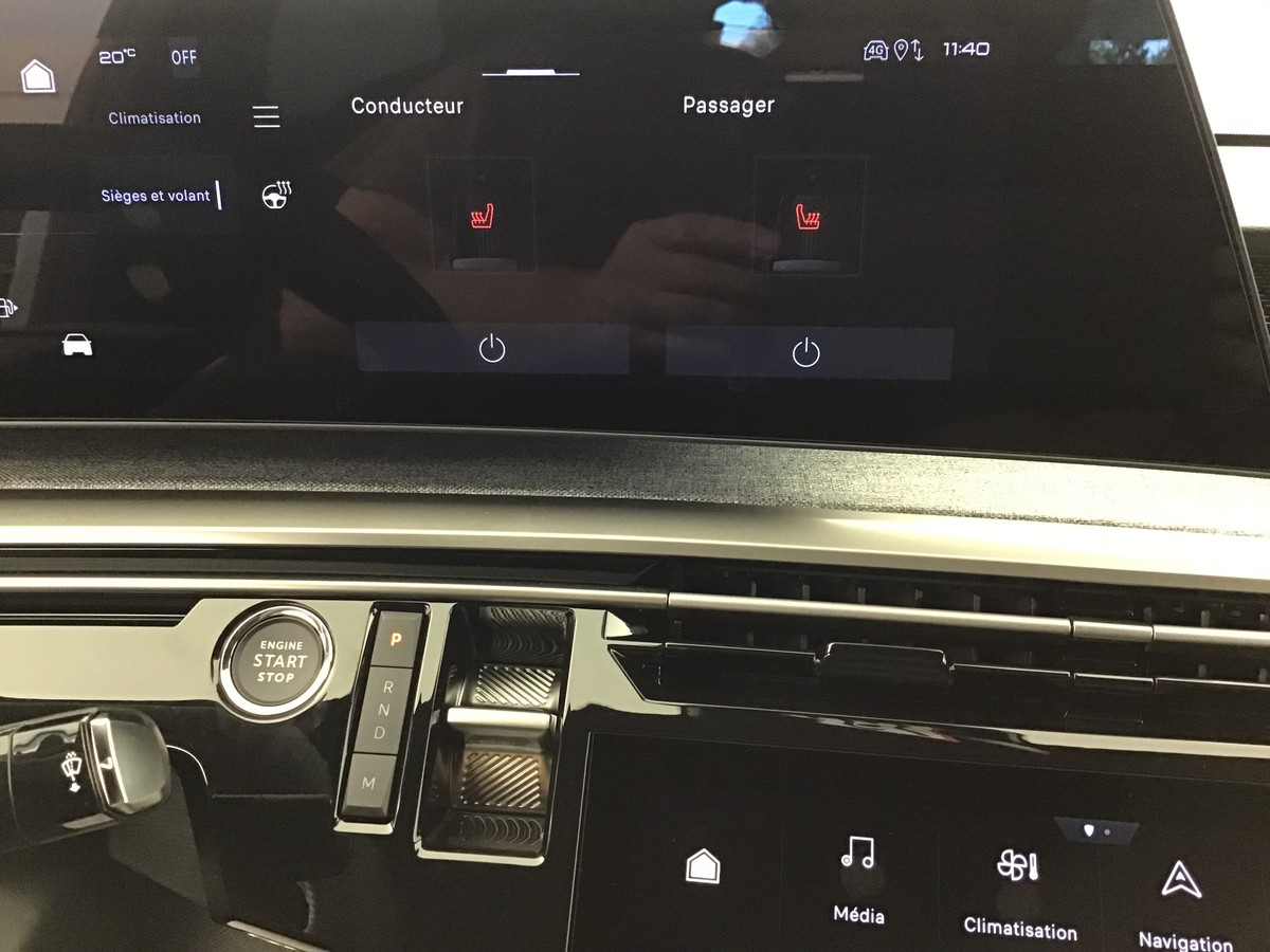 PEUGEOT 3008 PHASE 4 GT 1.2 Hybrid 145ch E-Dsc6 Gt