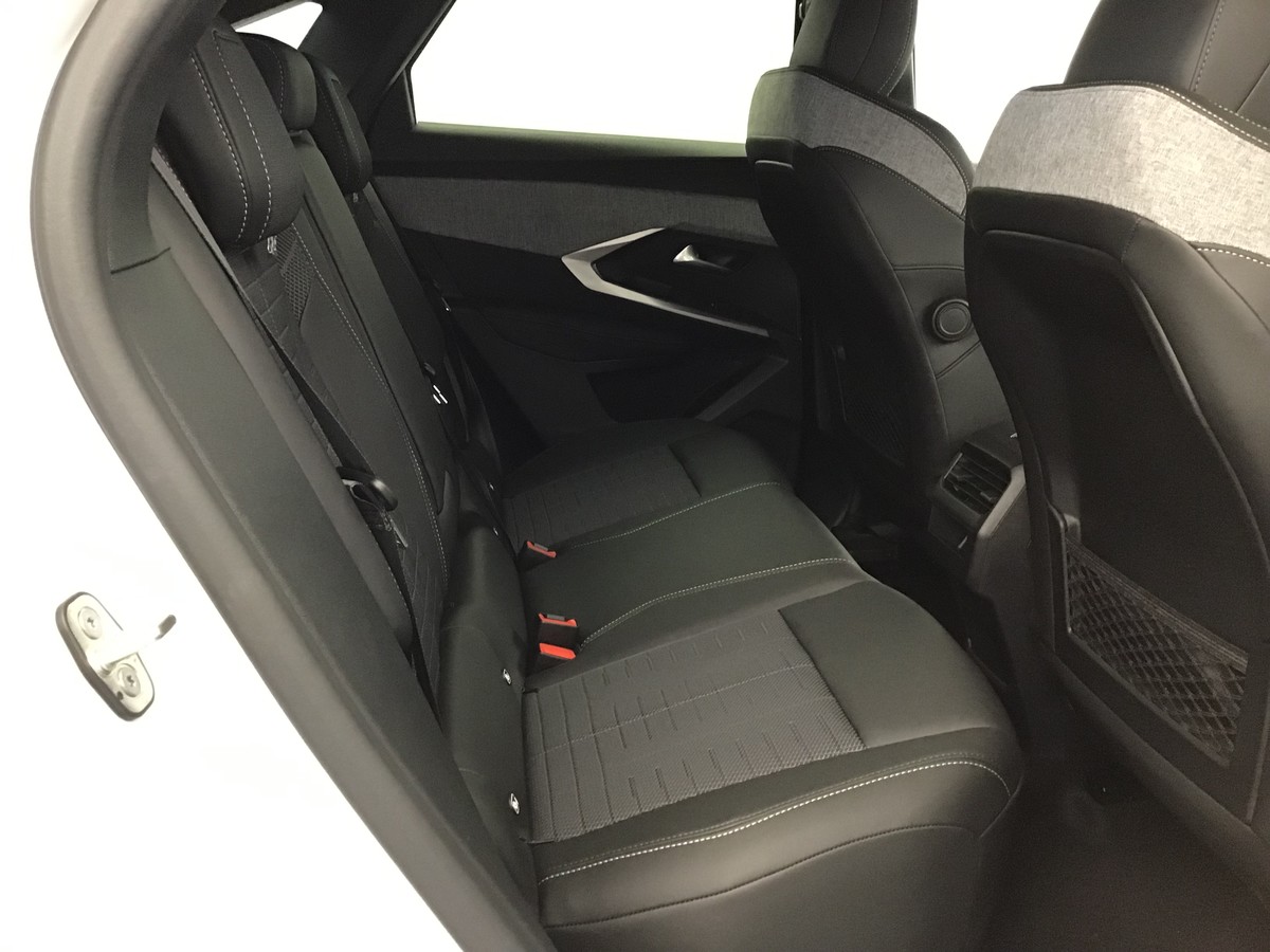 PEUGEOT 3008 PHASE 4 GT 1.2 Hybrid 145ch E-Dsc6 Gt