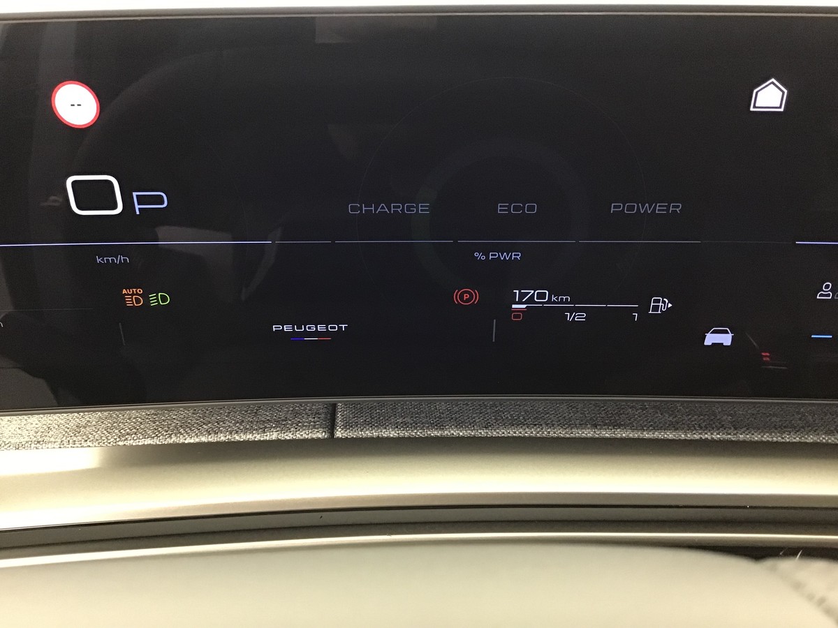 PEUGEOT 3008 PHASE 4 GT 1.2 Hybrid 145ch E-Dsc6 Gt