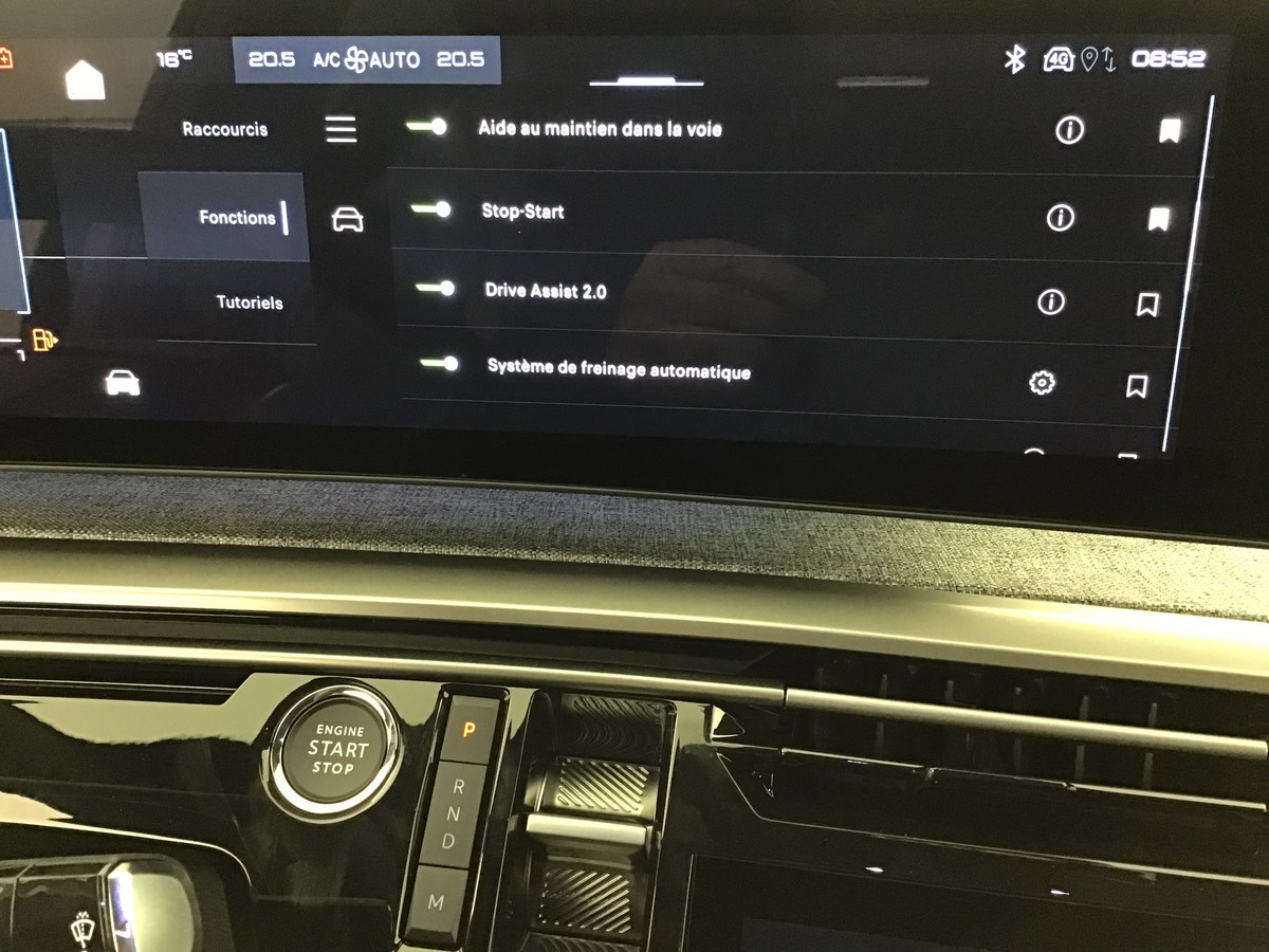 PEUGEOT 3008 PHASE 4 GT 1.2 Hybrid 145ch E-Dsc6 Gt