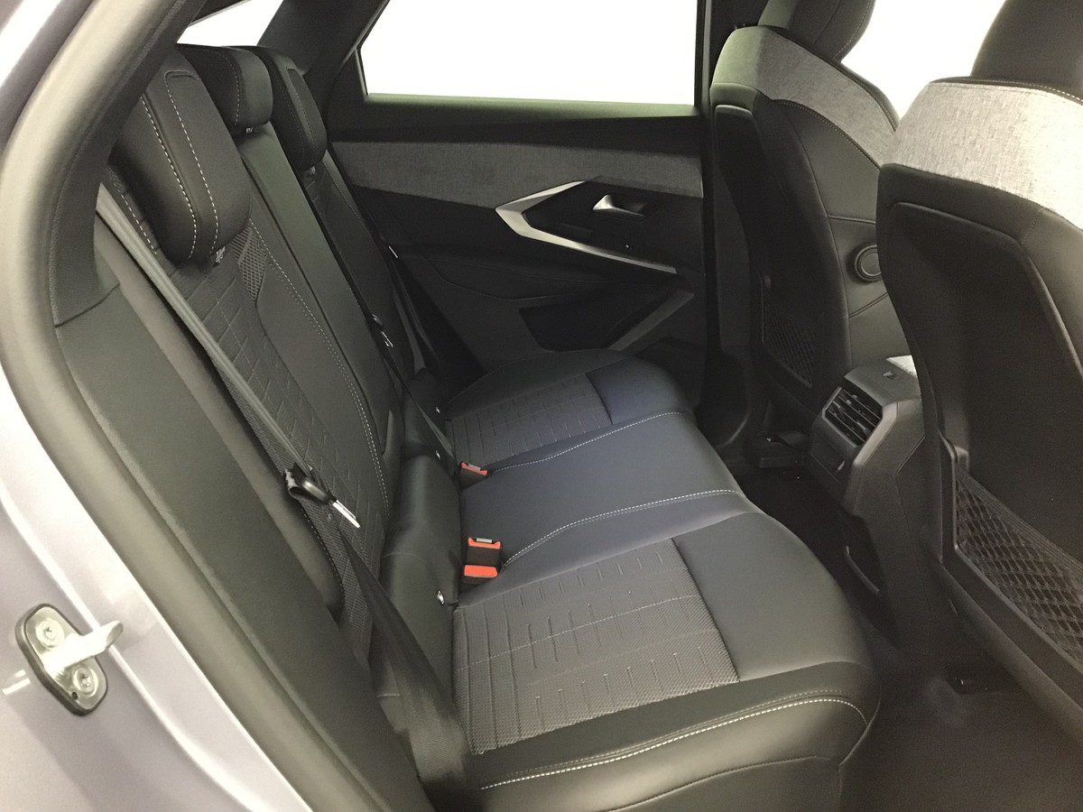 PEUGEOT 3008 PHASE 4 GT 1.2 Hybrid 145ch E-Dsc6 Gt