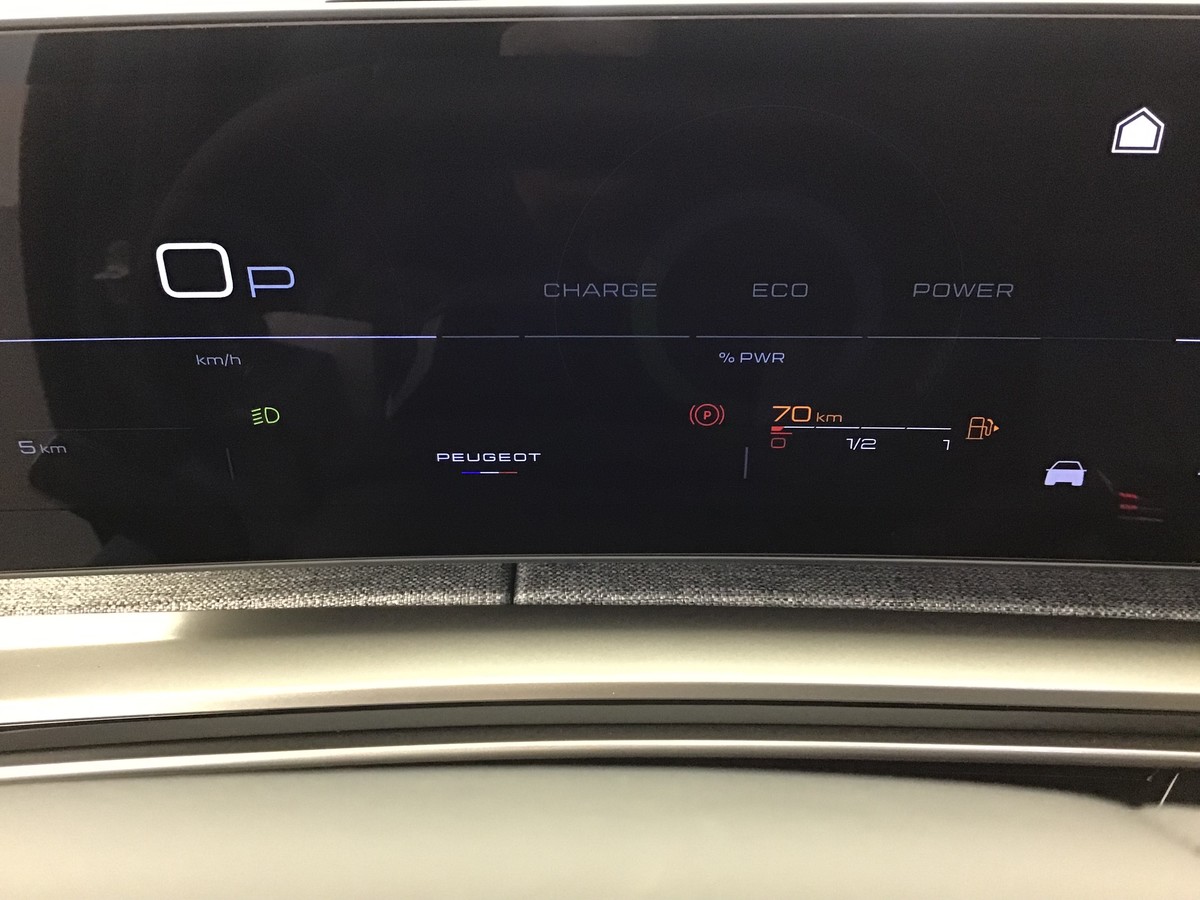 PEUGEOT 3008 PHASE 4 GT 1.2 Hybrid 145ch E-Dsc6 Gt