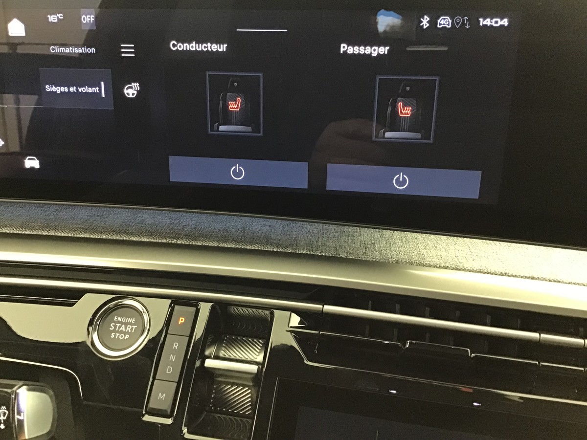 PEUGEOT 3008 PHASE 4 GT 1.2 Hybrid 145ch E-Dsc6 Gt