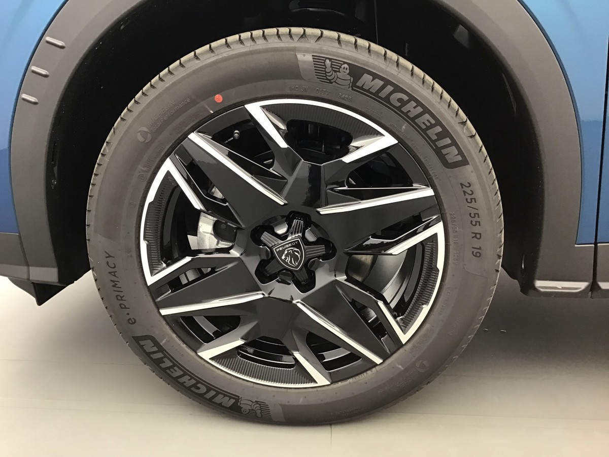PEUGEOT 3008 PHASE 4 GT 1.2 Hybrid 145ch E-Dsc6 Gt