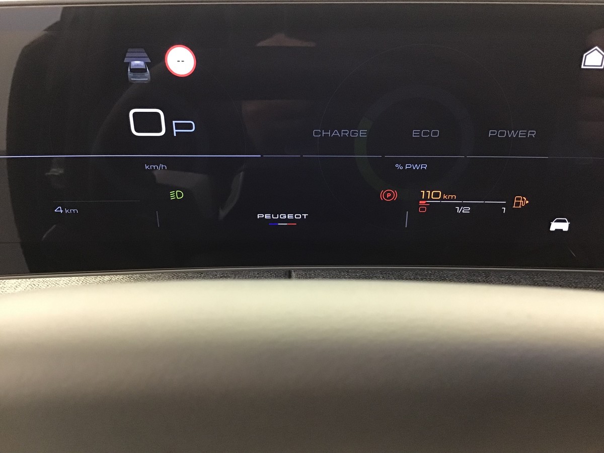 PEUGEOT 3008 PHASE 4 GT 1.2 Hybrid 145ch E-Dsc6 Gt