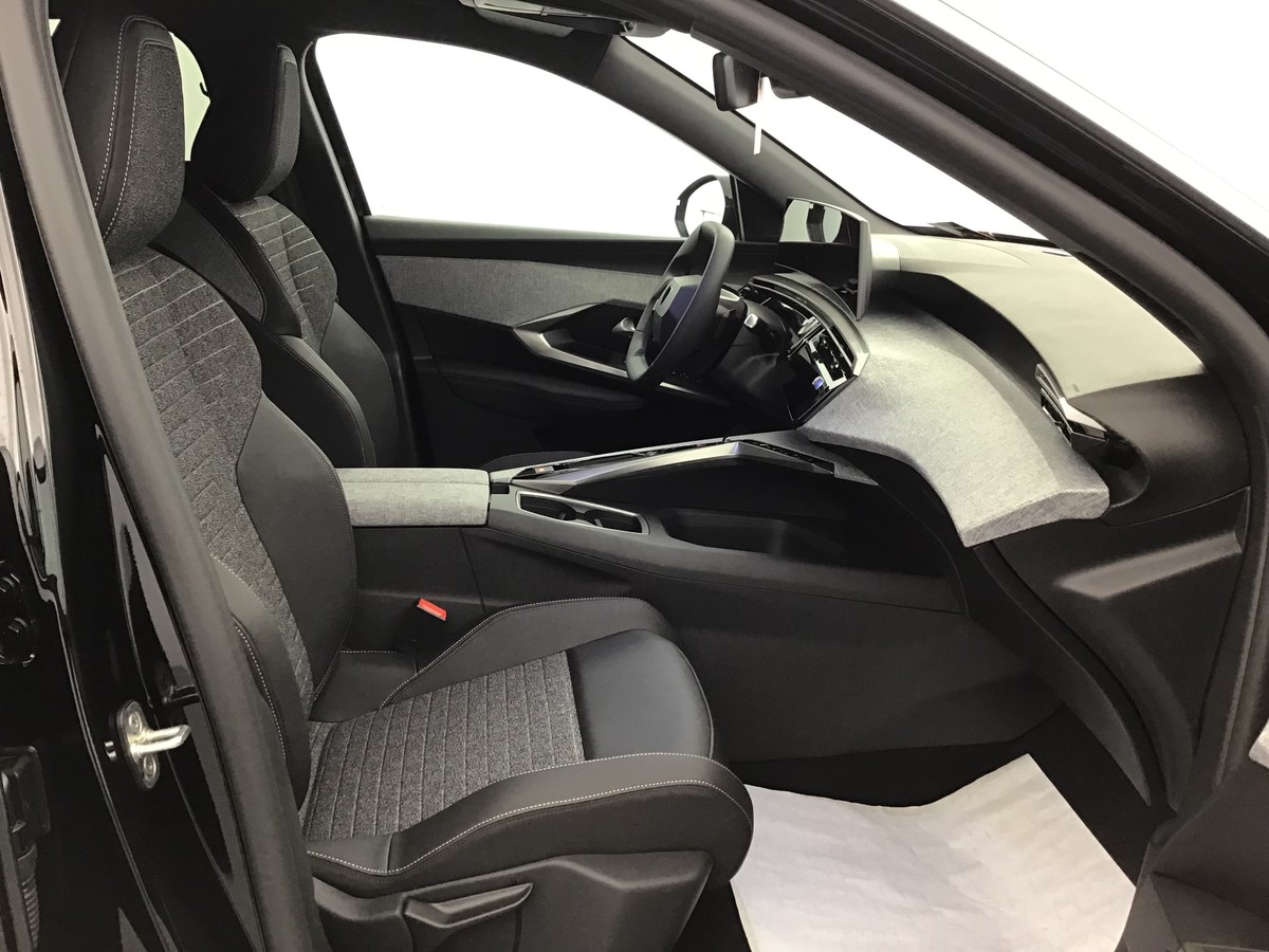 PEUGEOT 3008 PHASE 4 GT 1.2 Hybrid 145ch E-Dsc6 Gt