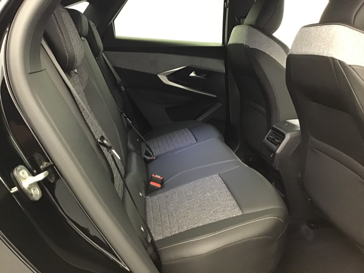 PEUGEOT 3008 PHASE 4 GT 1.2 Hybrid 145ch E-Dsc6 Gt