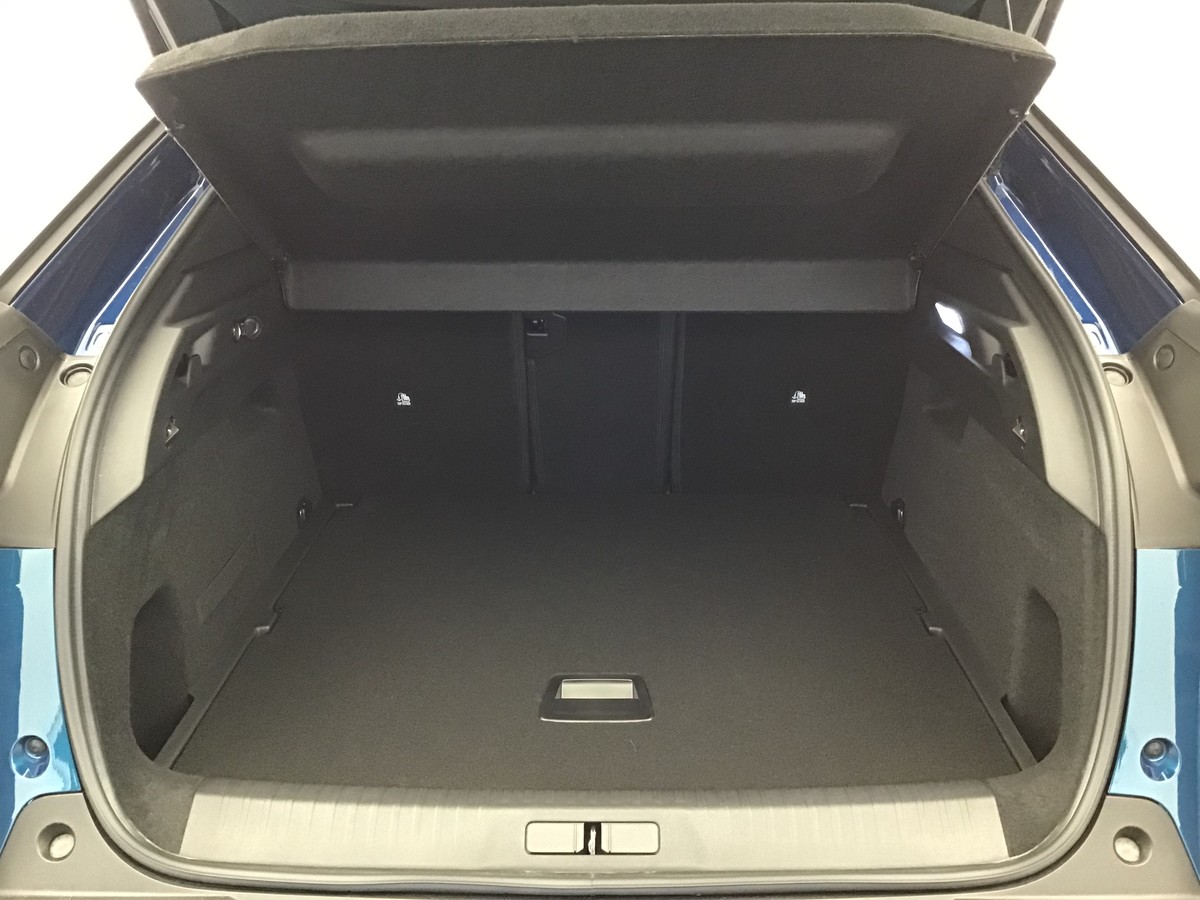PEUGEOT 3008 PHASE 4 BUSINESS 1.2 Hybrid 145ch E-Dsc6 Business
