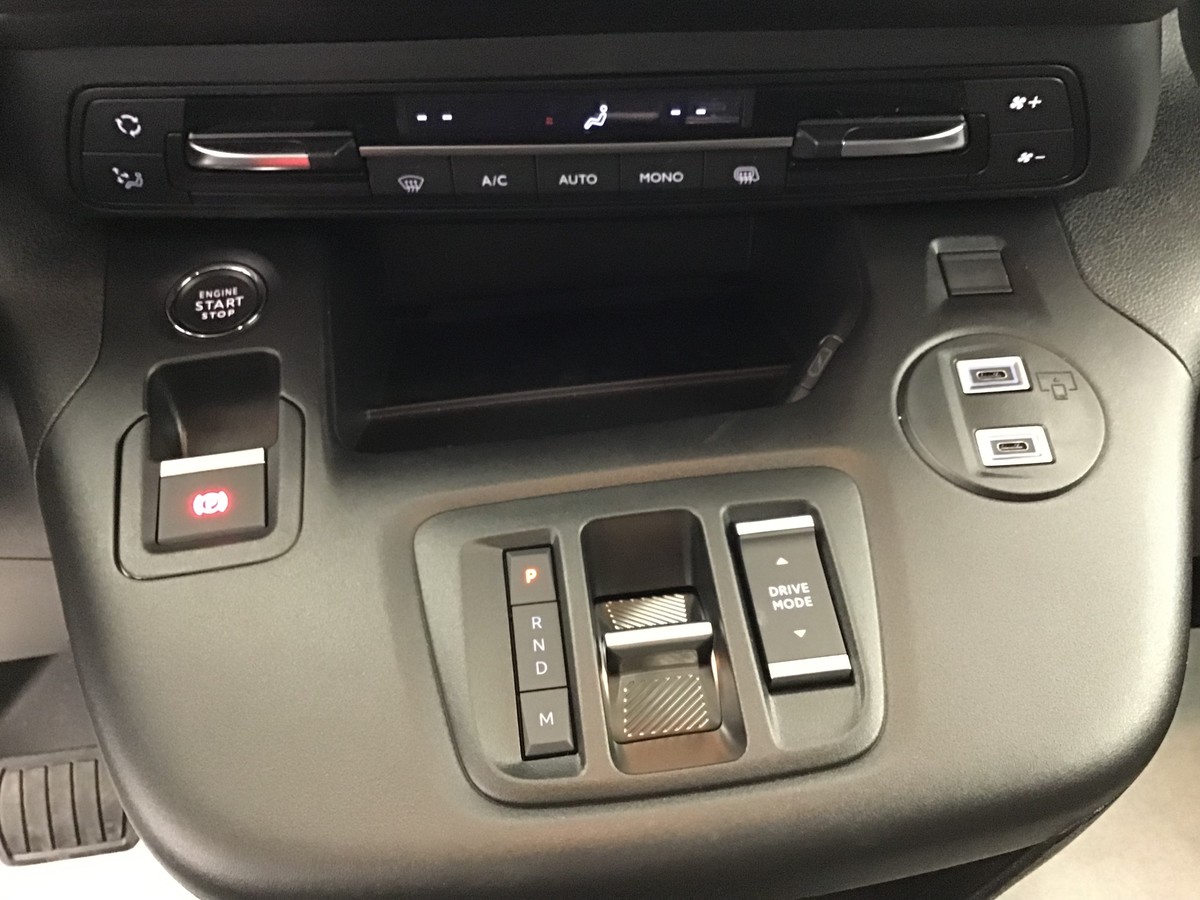 CITROEN BERLINGO VAN XL HEAVY 1000 KG VAN 1.5 Bluehdi 130ch Eat8 Van