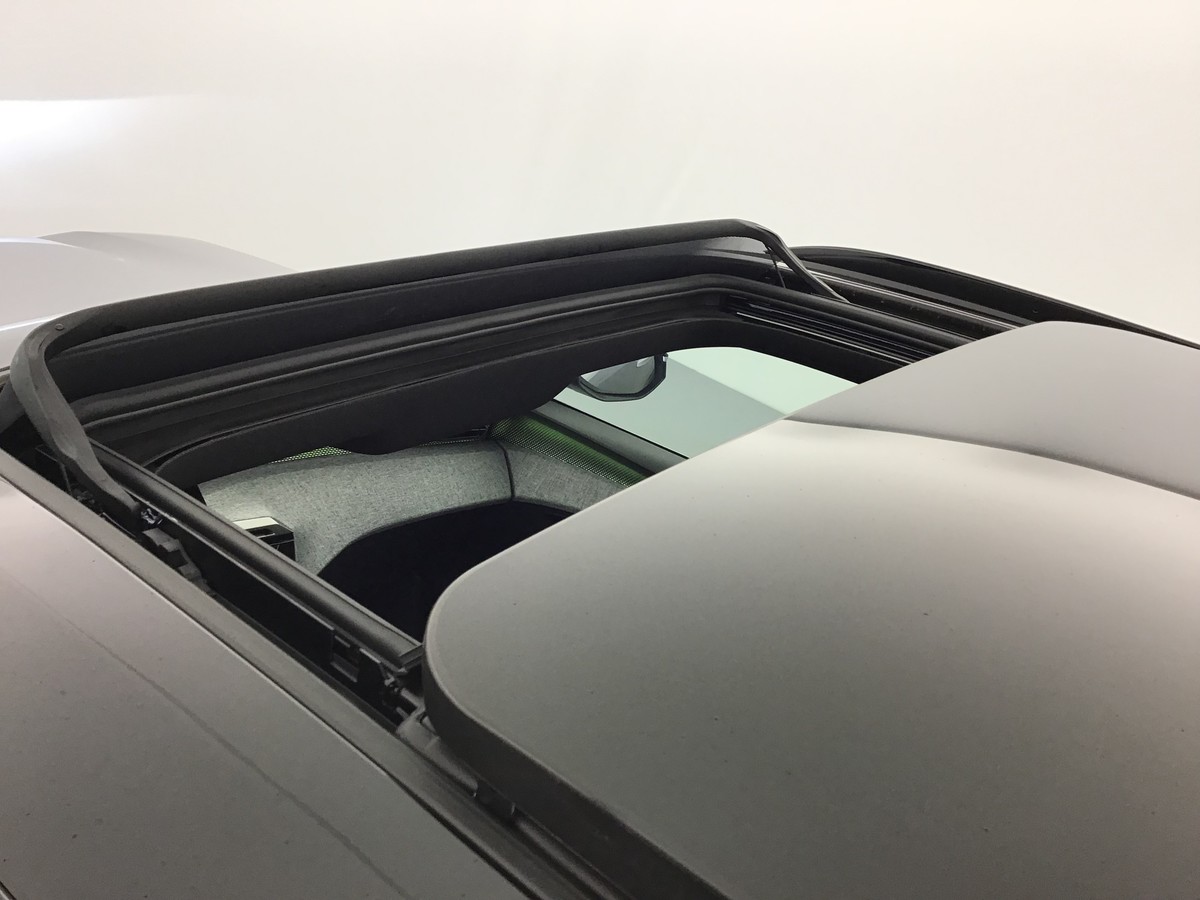 PEUGEOT 5008 GT 1.2 Hybrid 145ch E-Dsc6 Gt