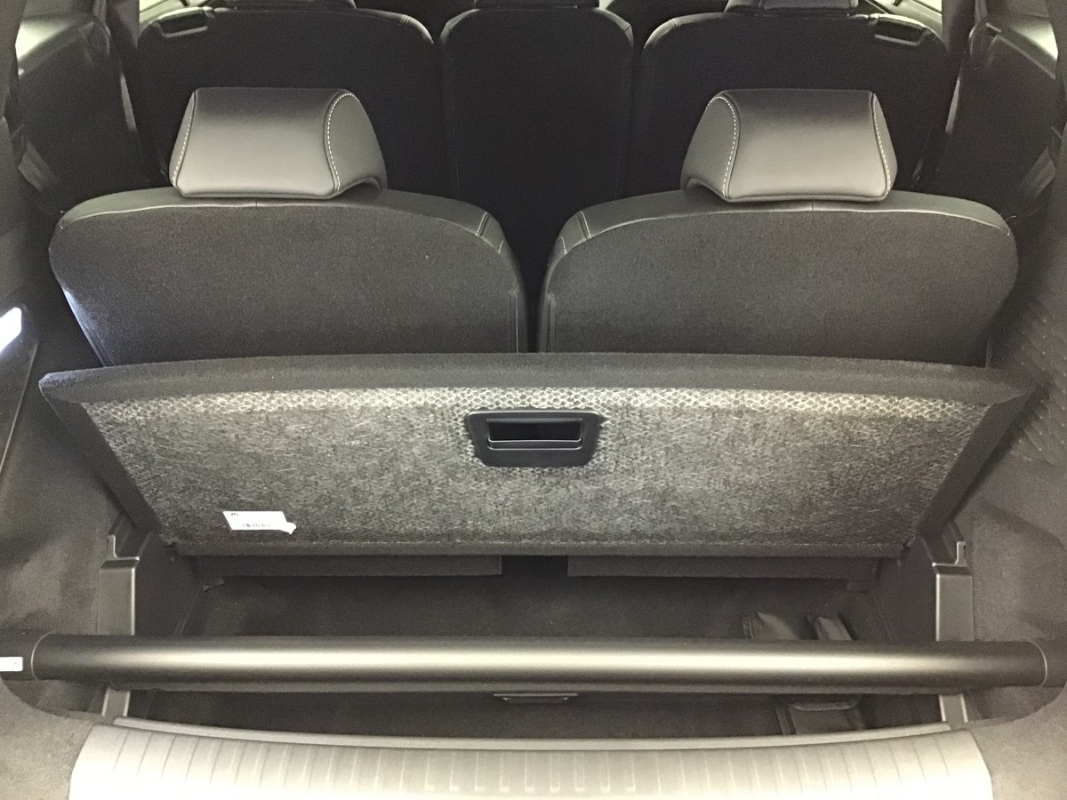 PEUGEOT 5008 GT 1.2 Hybrid 145ch E-Dsc6 Gt