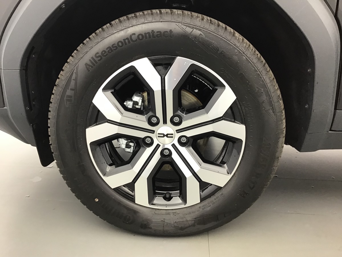 DACIA BIGSTER EXPRESSION 1.2 Mhev 4x4  130ch Bvm6 Expression