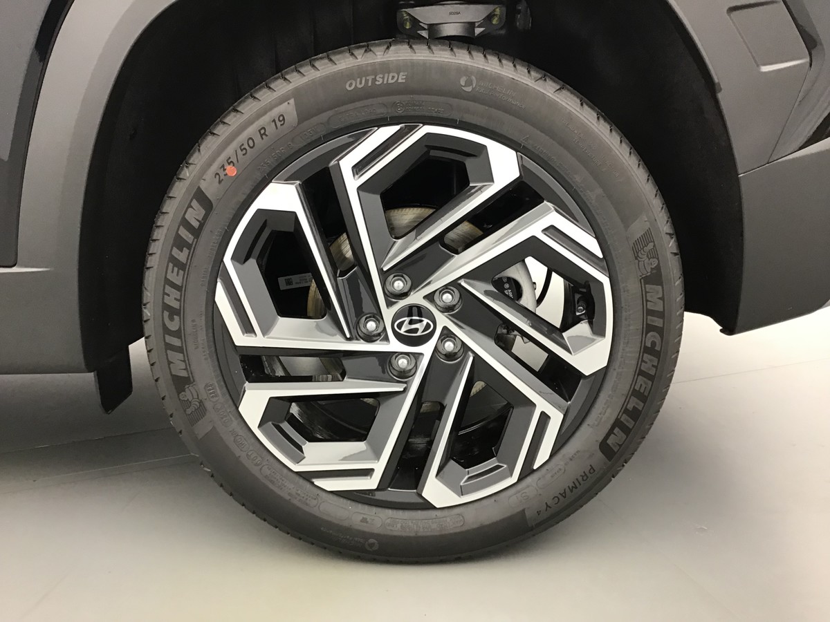 HYUNDAI TUCSON R100 SHINE 1.6 Hybrid 215ch Bva Shine