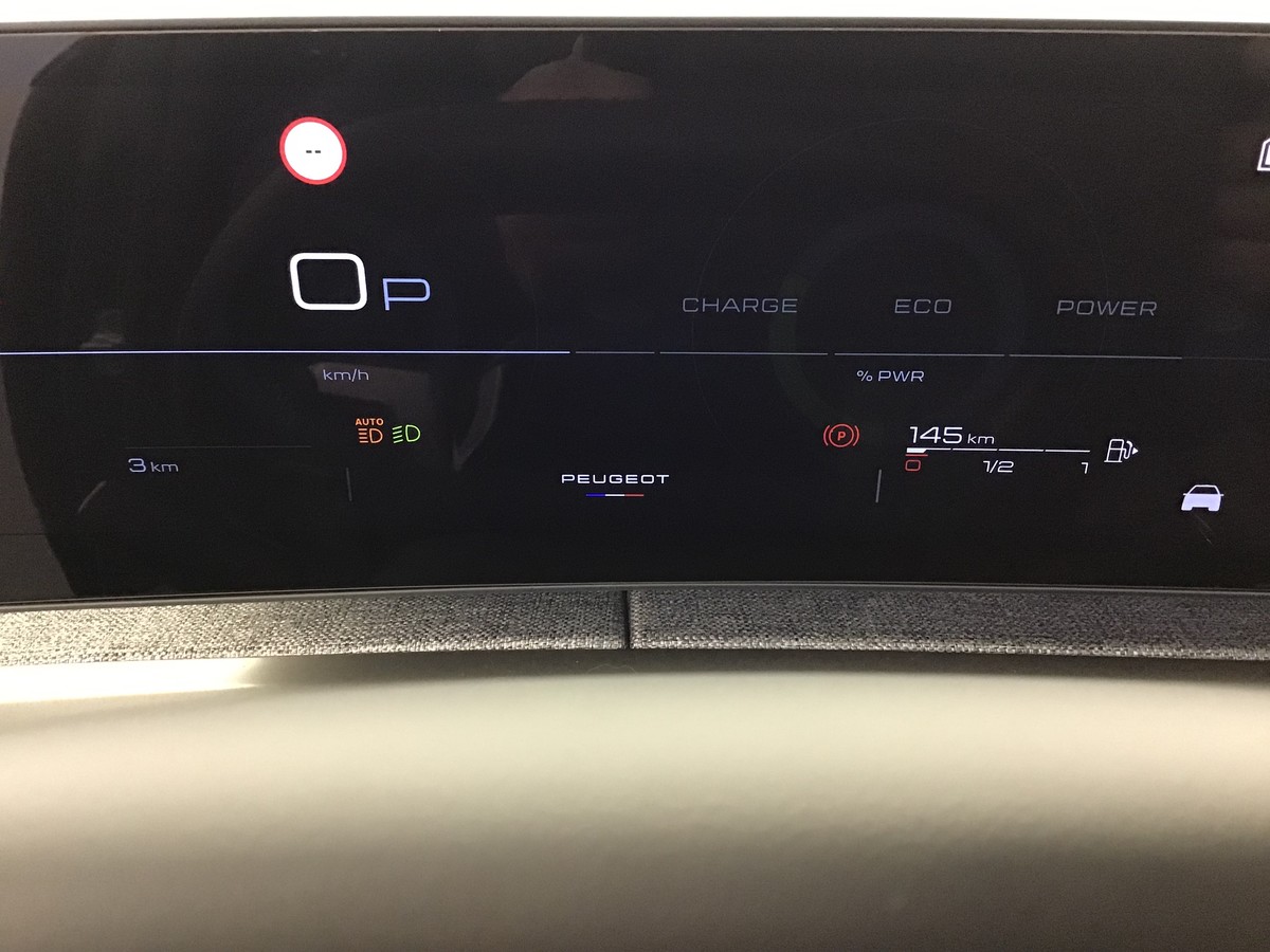 PEUGEOT 3008 PHASE 4 GT 1.2 Hybrid 145ch E-Dsc6 Gt