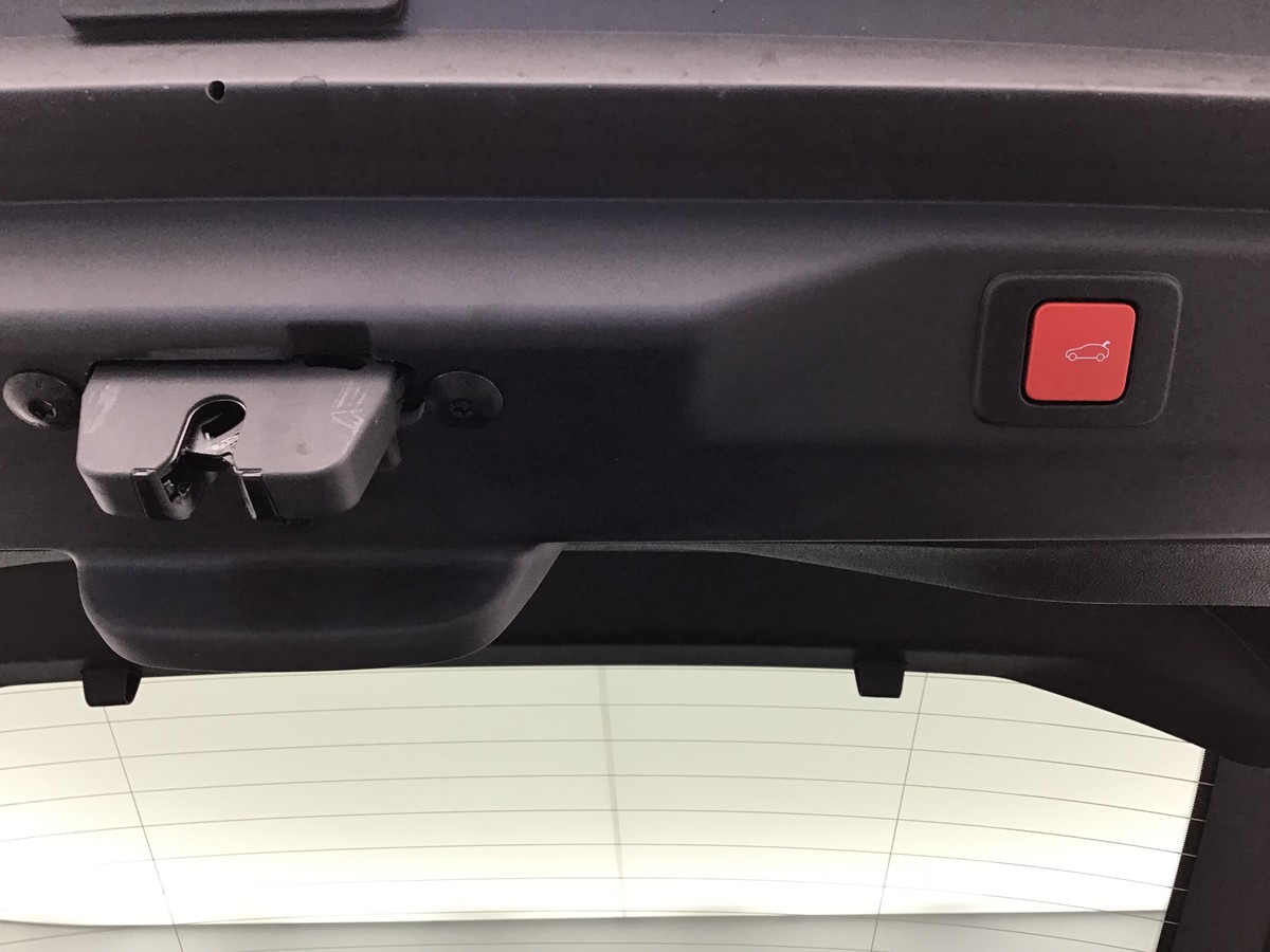 PEUGEOT 3008 PHASE 4 GT 1.2 Hybrid 145ch E-Dsc6 Gt