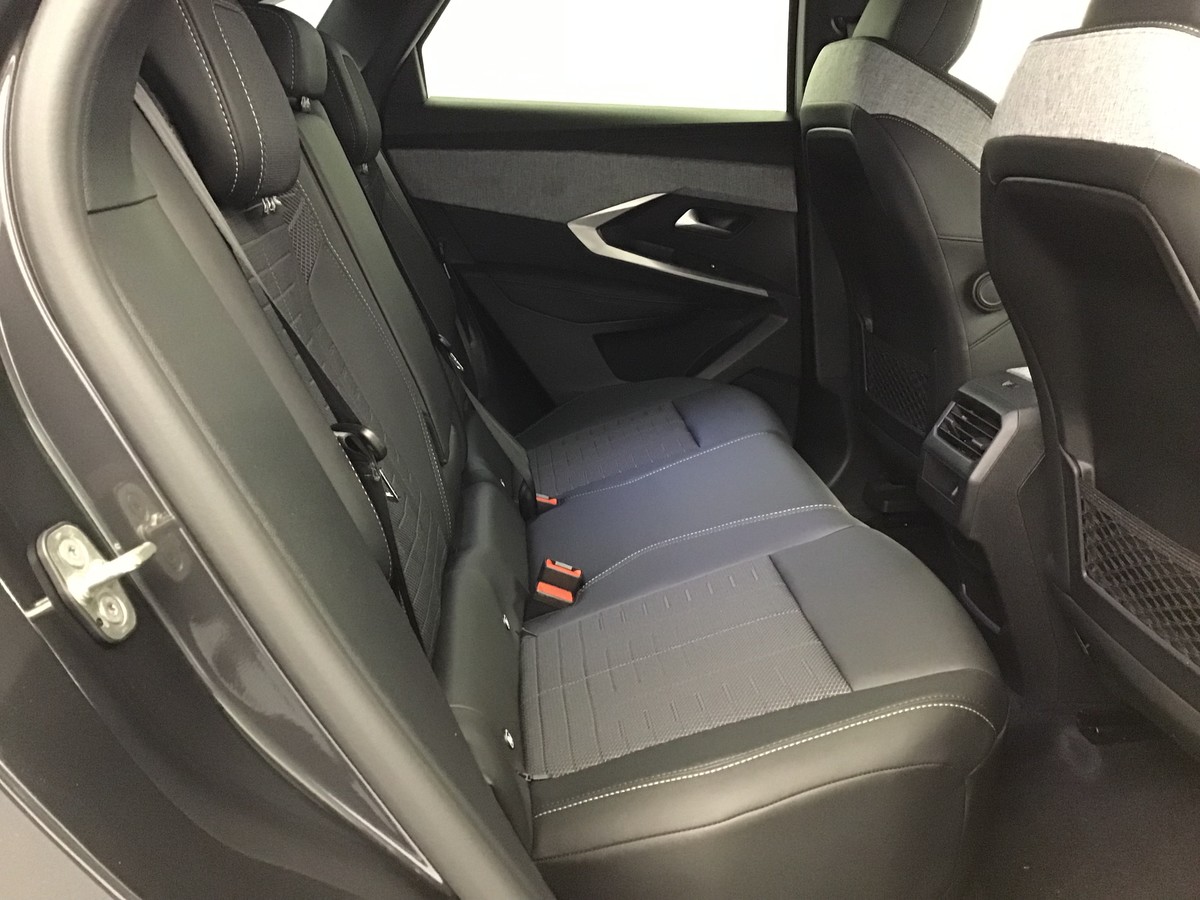 PEUGEOT 3008 PHASE 4 GT 1.2 Hybrid 145ch E-Dsc6 Gt