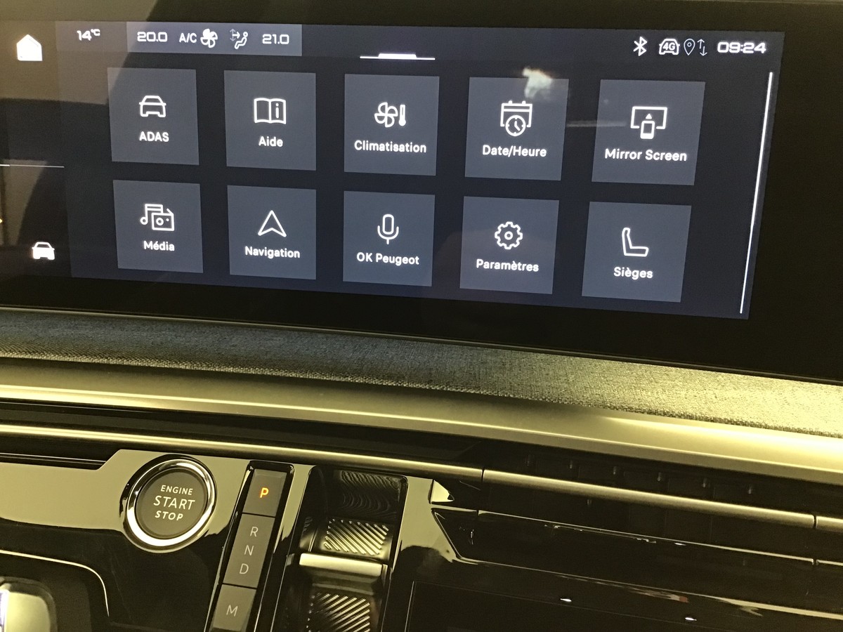 PEUGEOT 3008 PHASE 4 GT 1.2 Hybrid 145ch E-Dsc6 Gt + PACK VISION 360 & DRIVE ASSIST PLUS