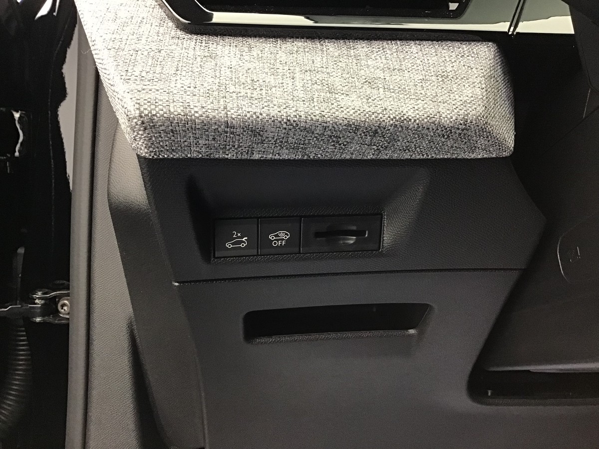 PEUGEOT 3008 PHASE 4 GT 1.2 Hybrid 145ch E-Dsc6 Gt + PACK VISION 360 & DRIVE ASSIST PLUS