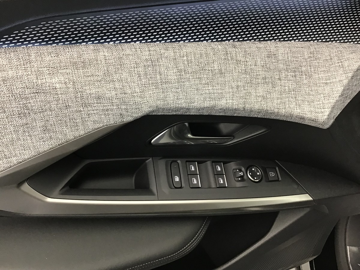 PEUGEOT 3008 PHASE 4 GT 1.2 Hybrid 145ch E-Dsc6 Gt + PACK VISION 360 & DRIVE ASSIST PLUS