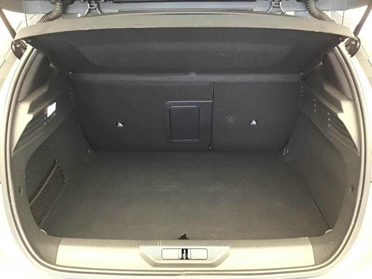 PEUGEOT 308 GT 1.6 Plug-In Hybrid 180ch Eat8 Gt