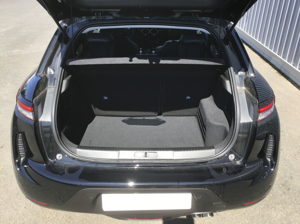 DS DS3   PureTech 130 EAT8 Rivoli + Pack Drive Assist