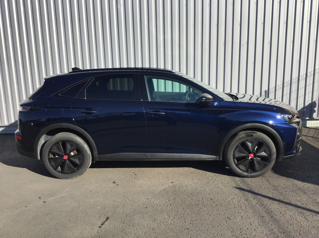 DS DS7 BlueHDi 130 EAT8 Performance Line +