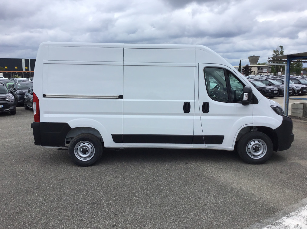 PEUGEOT BOXER TOLE 3.3 T L2H2 BLUEHDI 140 S&S BVM6 + Pack Visibilité