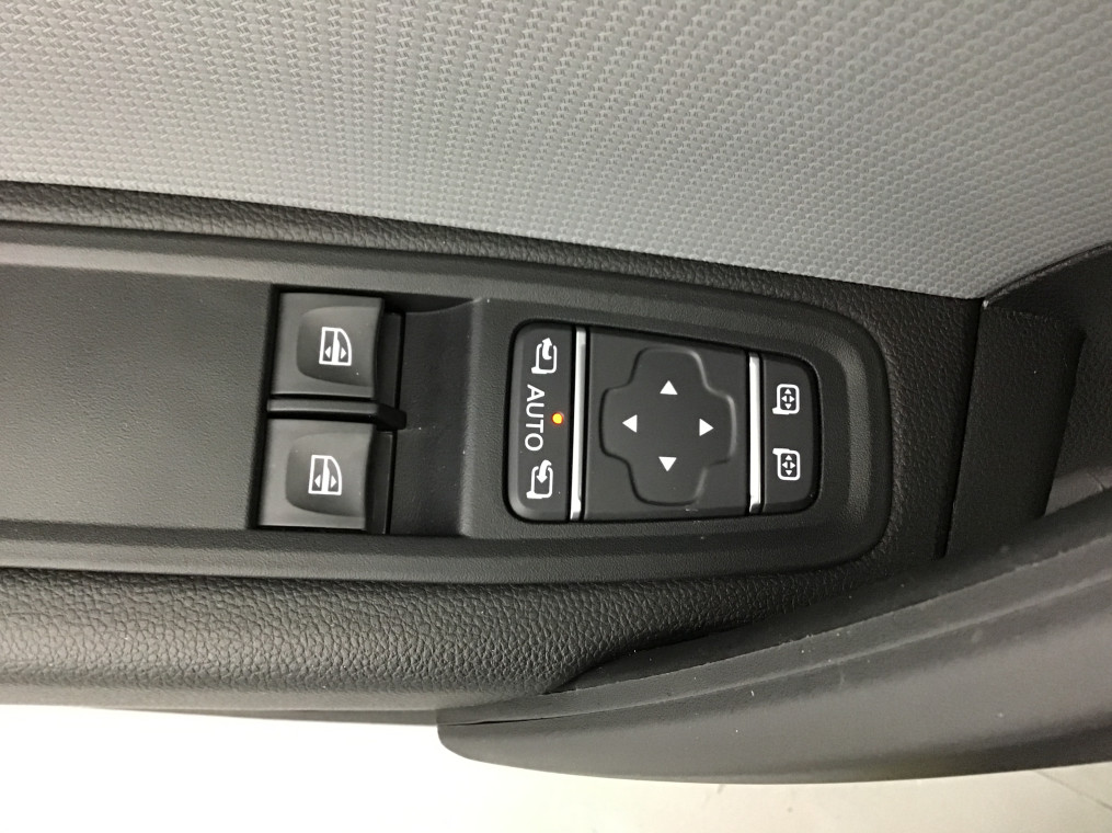 RENAULT KANGOO FGN SESAME L1 BLUE DCI 75 GSR2 ADVANCE - 4P
