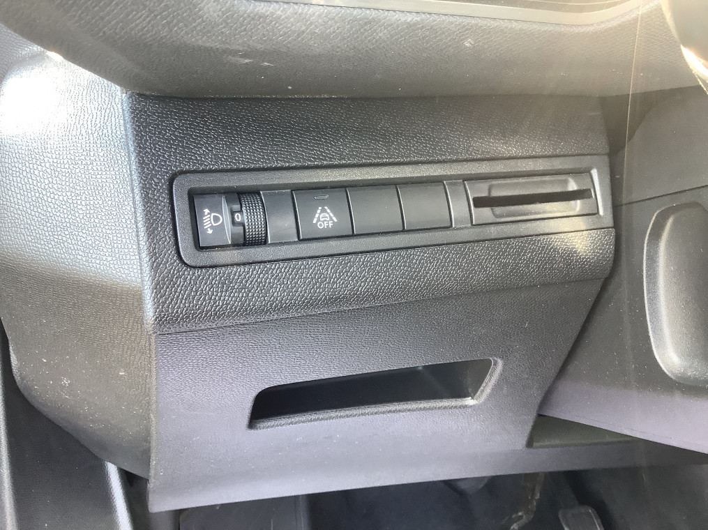 PEUGEOT 3008 Hybrid 145 e-DCS6 Allure Pack