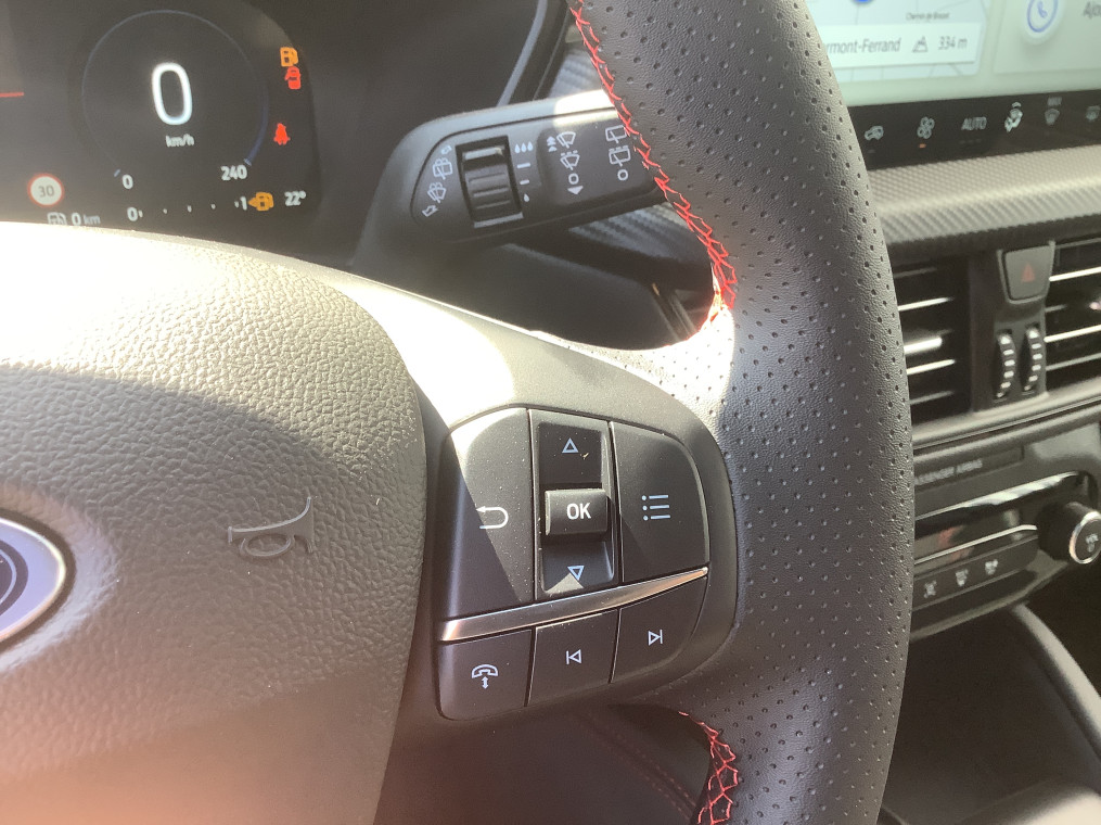 FORD KUGA 2.5 Duratec 180 ch FHEV Powershift ST-Line - 5P
