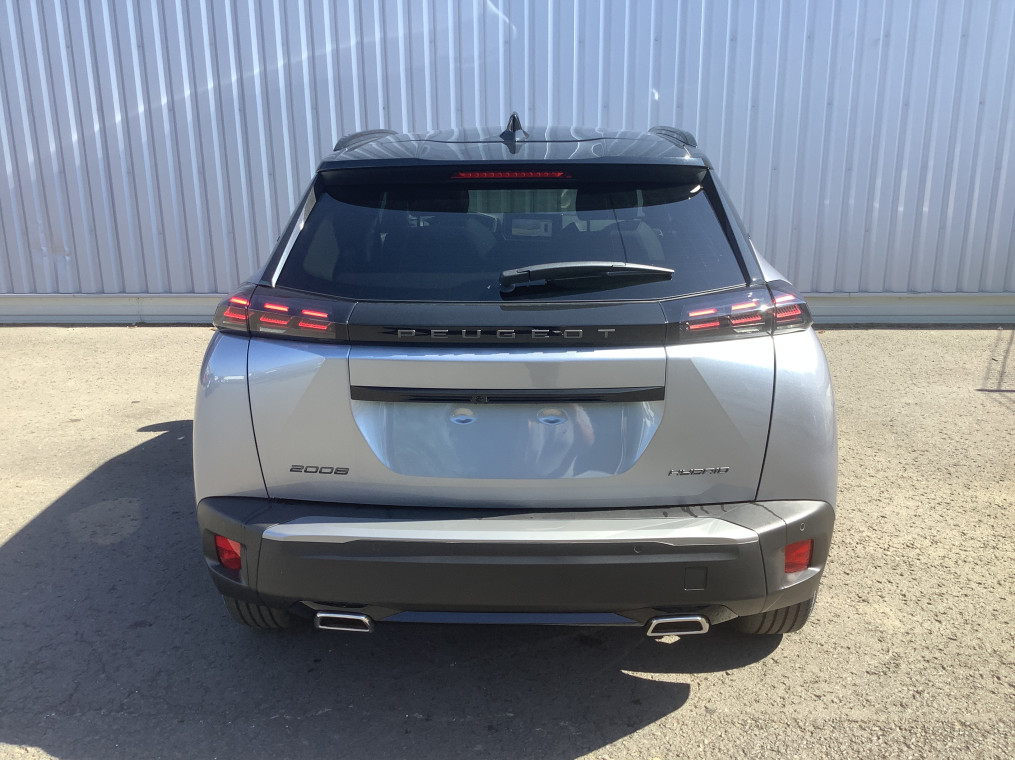 PEUGEOT 2008 Hybrid 145 e-DCS6 GT