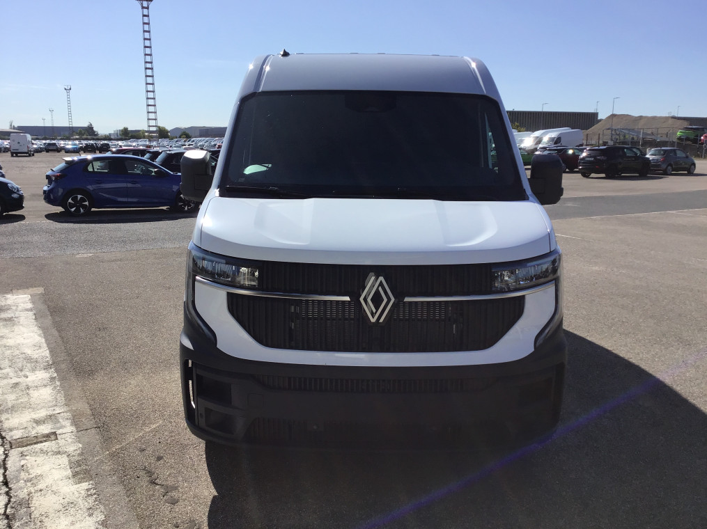 RENAULT MASTER VAN FGN TRAC 3T5 L2H2 BLUE DCI 150 EXTRA BVA9 - 4P