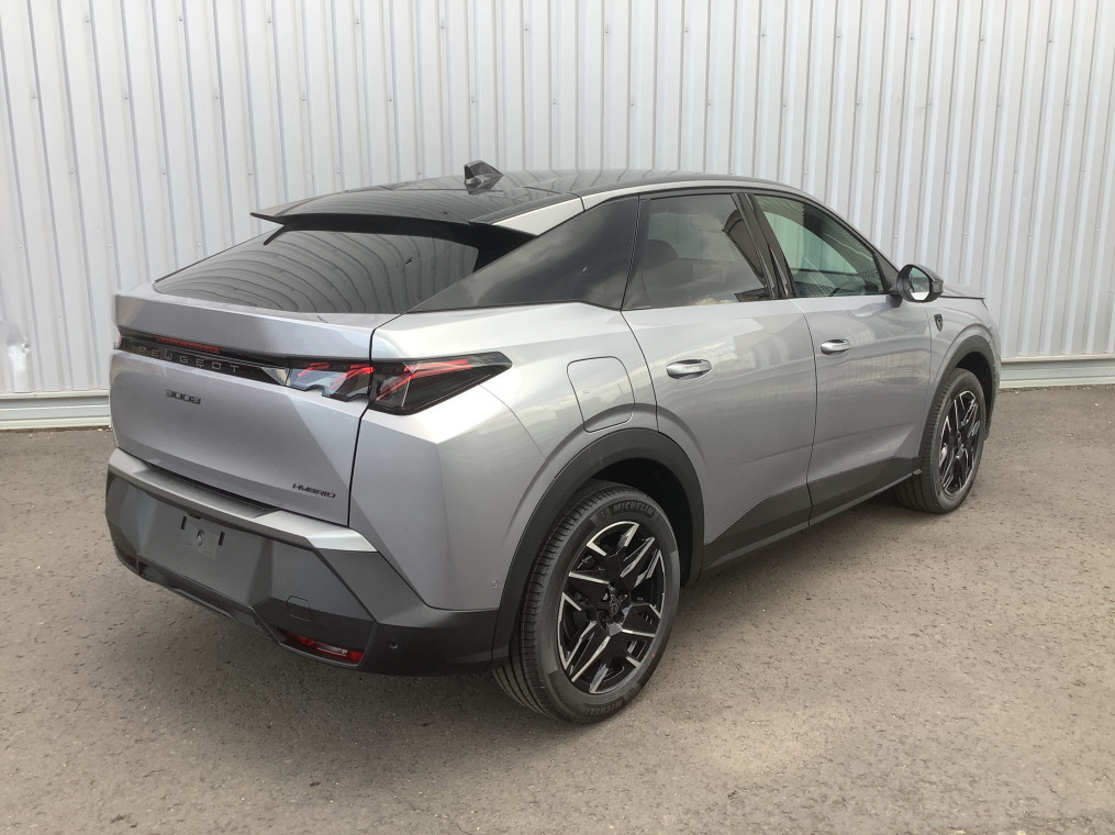 PEUGEOT 3008 Hybrid 145 e-DCS6 GT