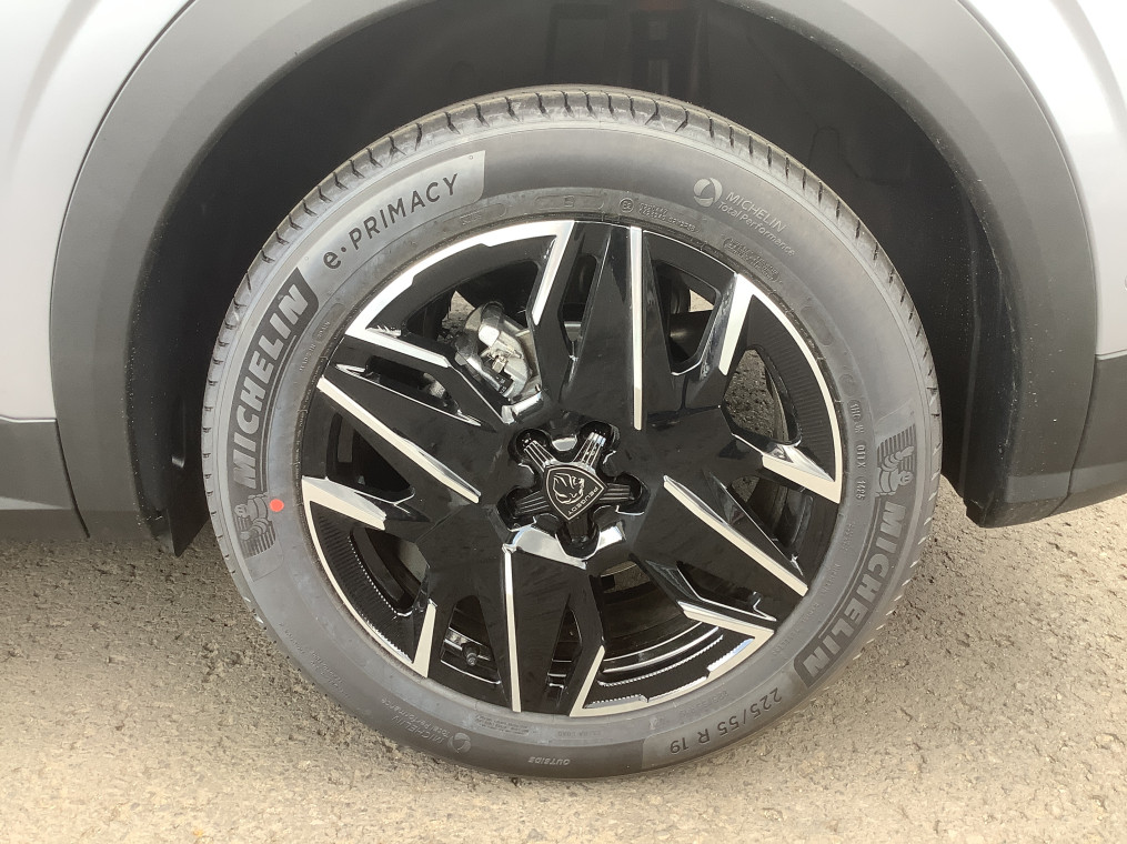 PEUGEOT 3008 Hybrid 145 e-DCS6 GT