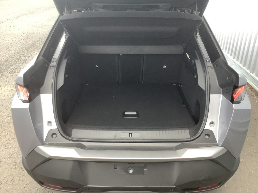 PEUGEOT 3008 Hybrid 145 e-DCS6 GT