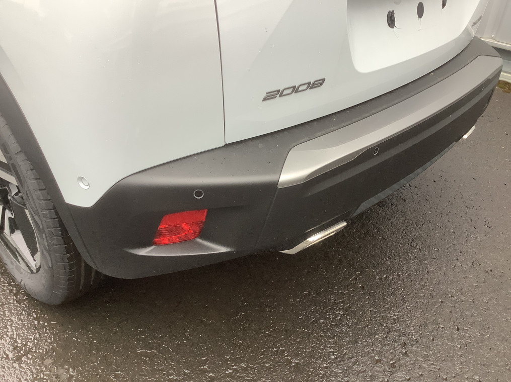 PEUGEOT 2008 Hybrid 145 e-DCS6 Allure