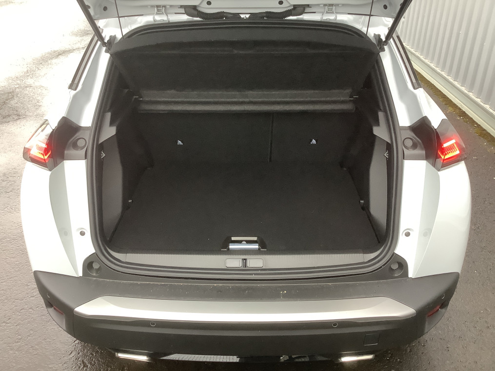 PEUGEOT 2008 Hybrid 145 e-DCS6 Allure