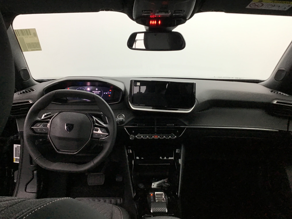 PEUGEOT 2008 Hybrid 145 e-DCS6 Allure
