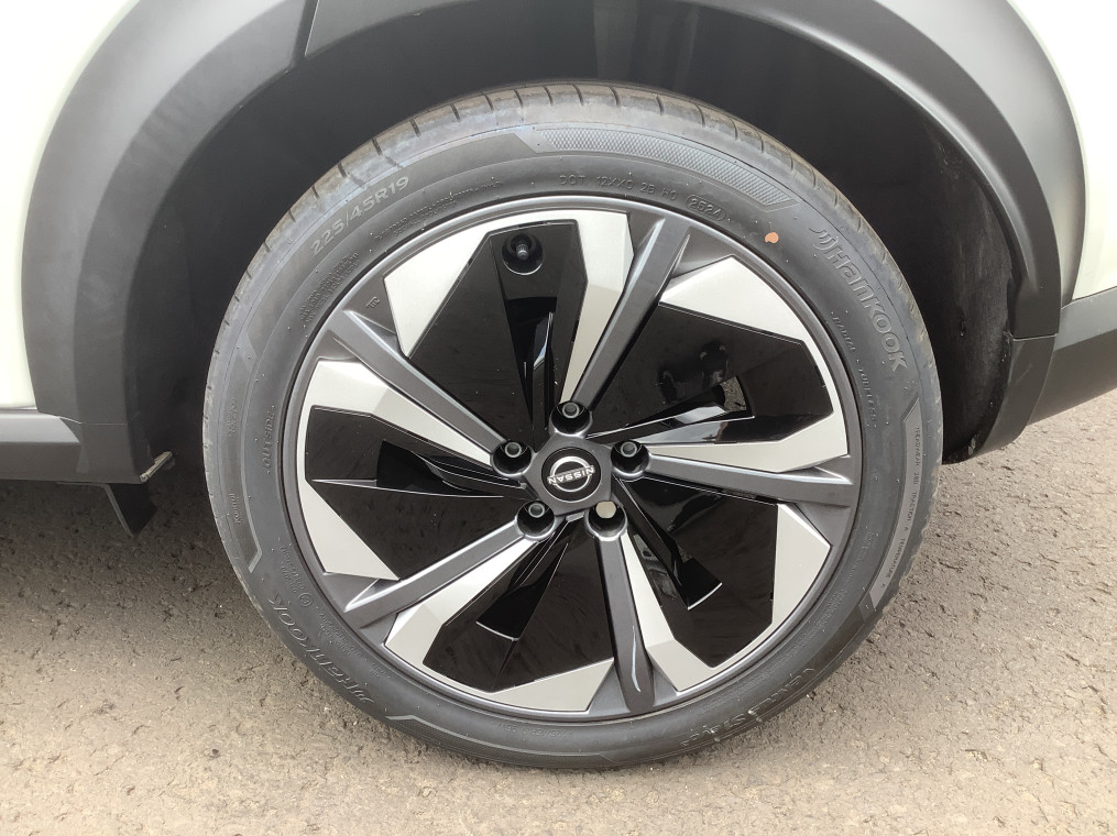 NISSAN JUKE HYBRID 143 N-Connecta