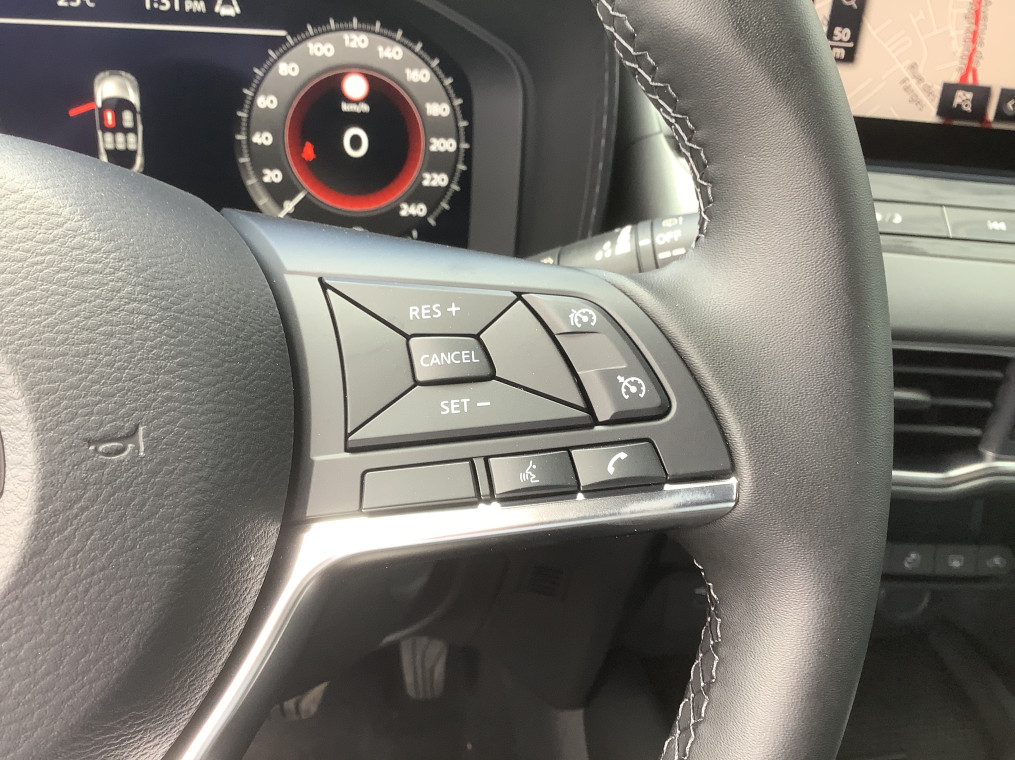 NISSAN JUKE HYBRID 143 N-Connecta