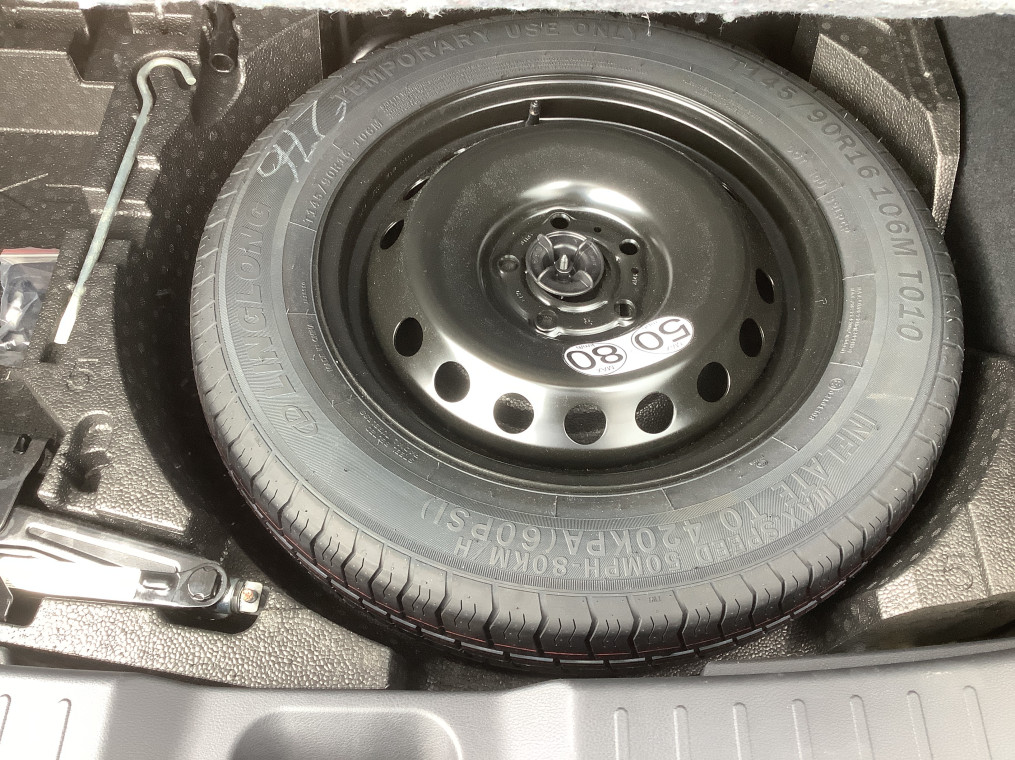 NISSAN JUKE HYBRID 143 N-Connecta