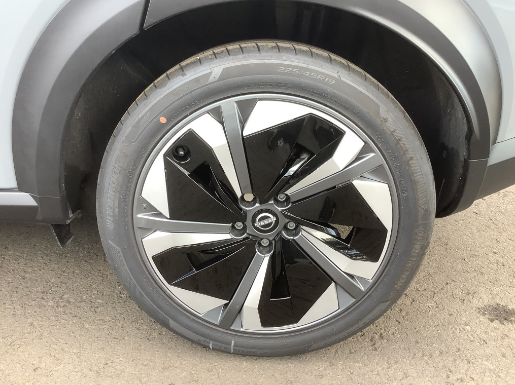 NISSAN JUKE HYBRID 143 N-Connecta