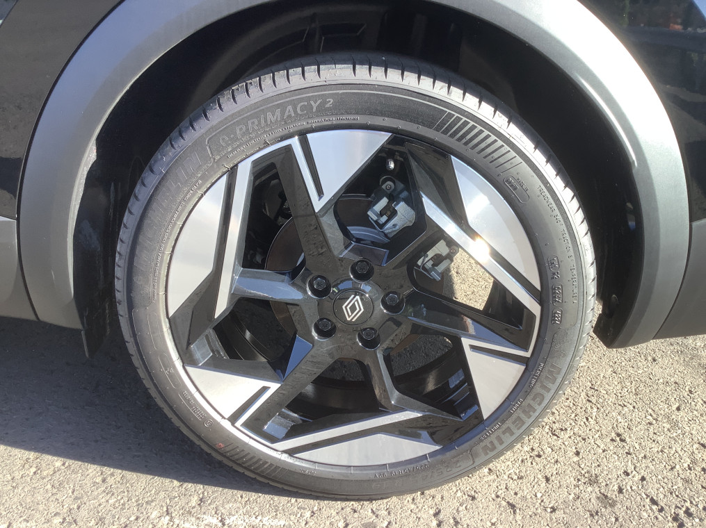 RENAULT SYMBIOZ E-Tech full hybrid 145 Iconic