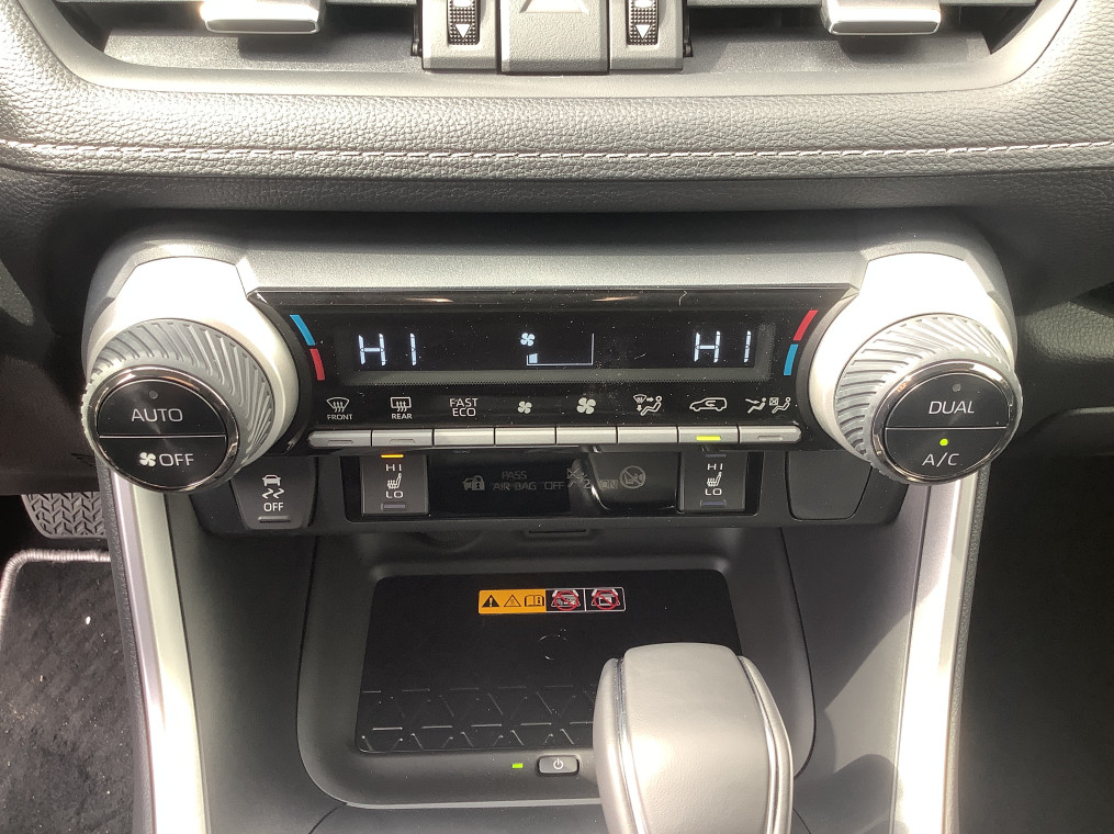 TOYOTA RAV4 HYBRIDE MY23 218 ch 2WD Dynamic