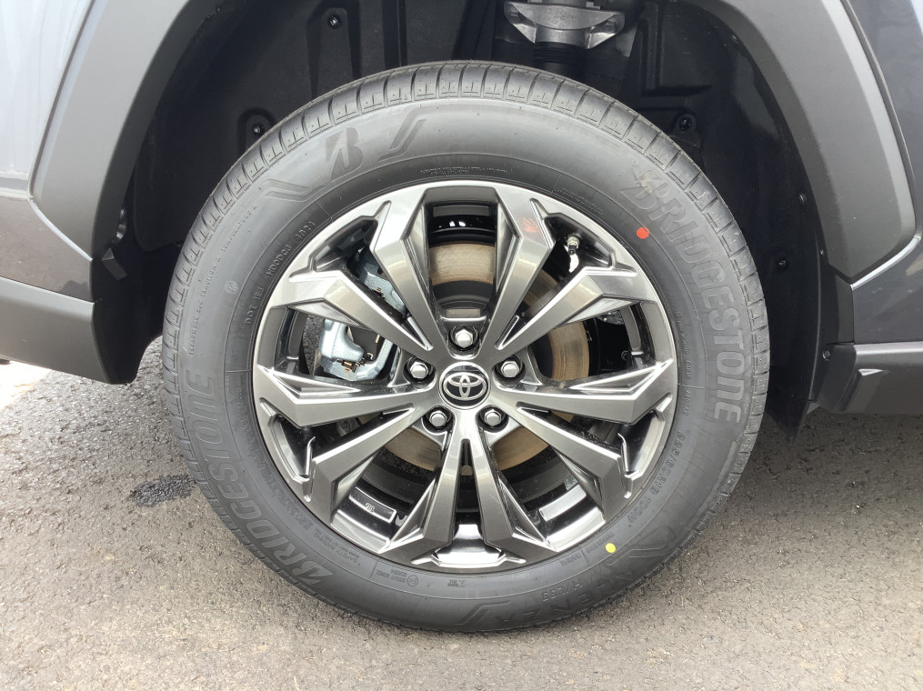 TOYOTA RAV4 HYBRIDE MY23 218 ch 2WD Dynamic