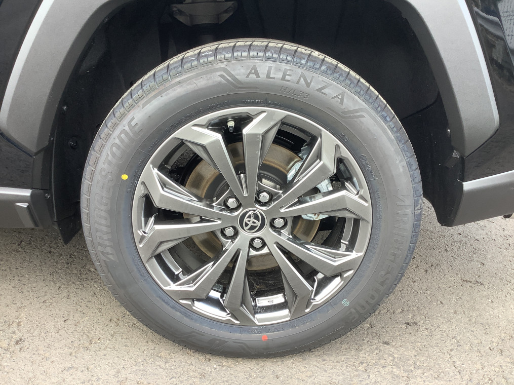 TOYOTA RAV4 HYBRIDE MY23 218 ch 2WD Dynamic