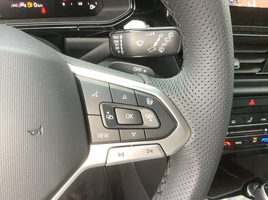 VOLKSWAGEN T-ROC 2.0 TDI 150 Start/Stop DSG7 R-Line