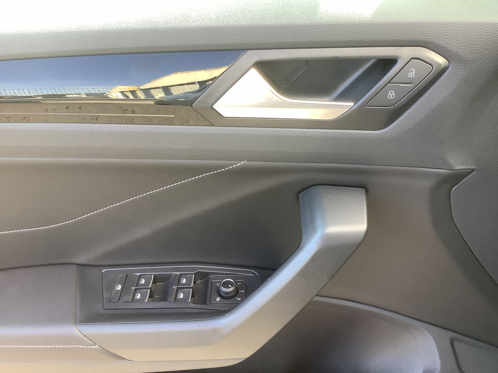 VOLKSWAGEN T-ROC 2.0 TDI 150 Start/Stop DSG7 R-Line
