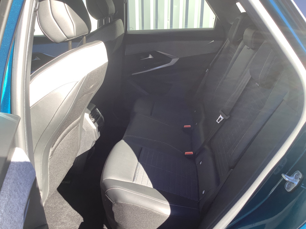 PEUGEOT 3008 Hybrid 145 e-DCS6 Allure